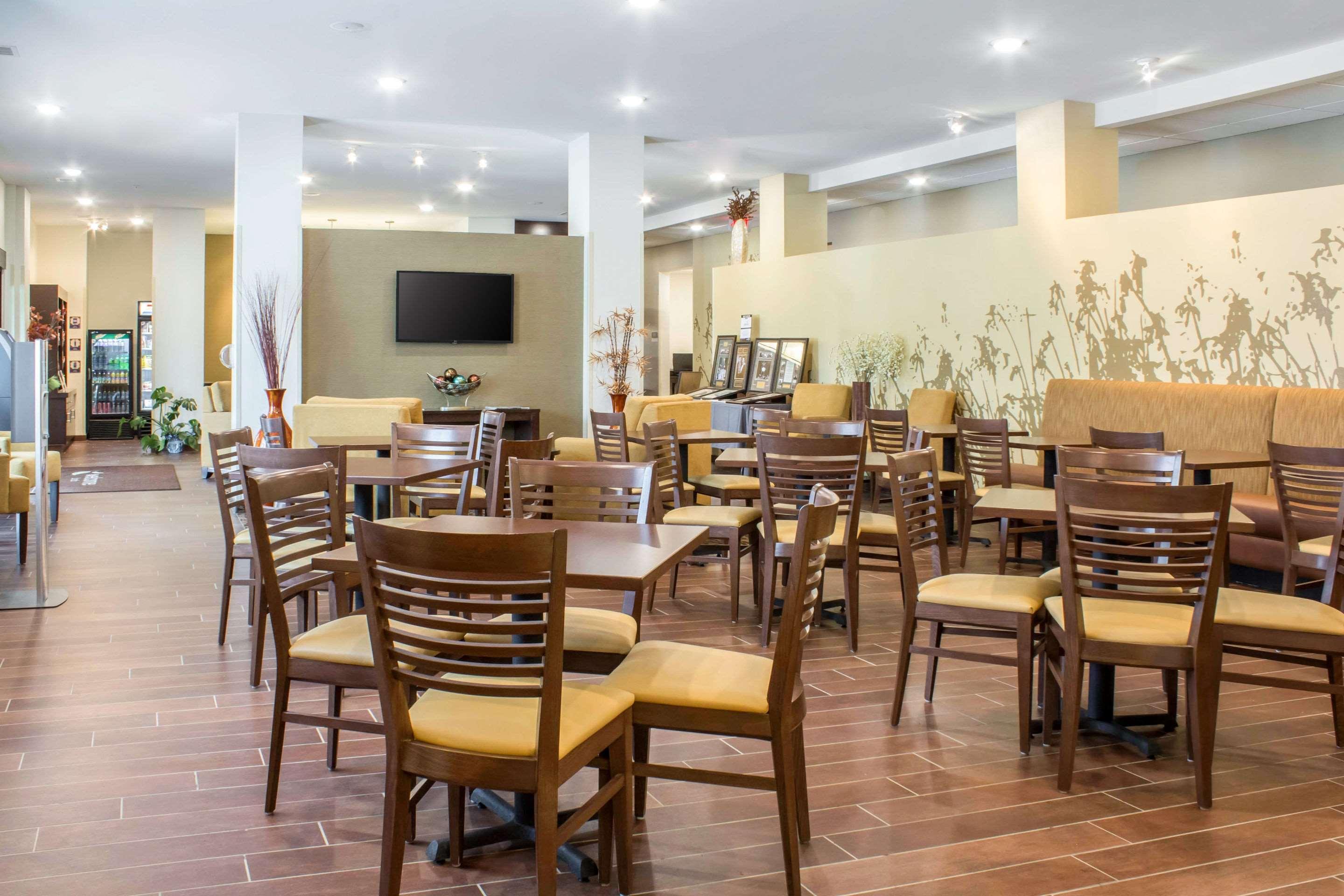 Sleep Inn & Suites Lincoln University Area Kültér fotó